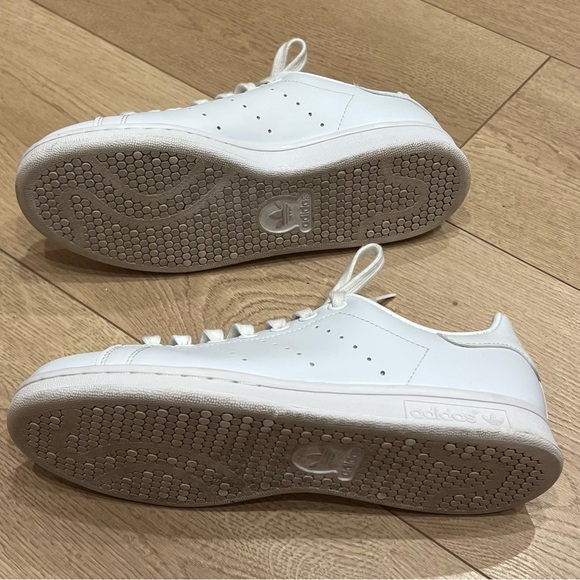 Adidas Shoes Size 7 Womens Stan Smith All White Leather - Picture 5 of 8